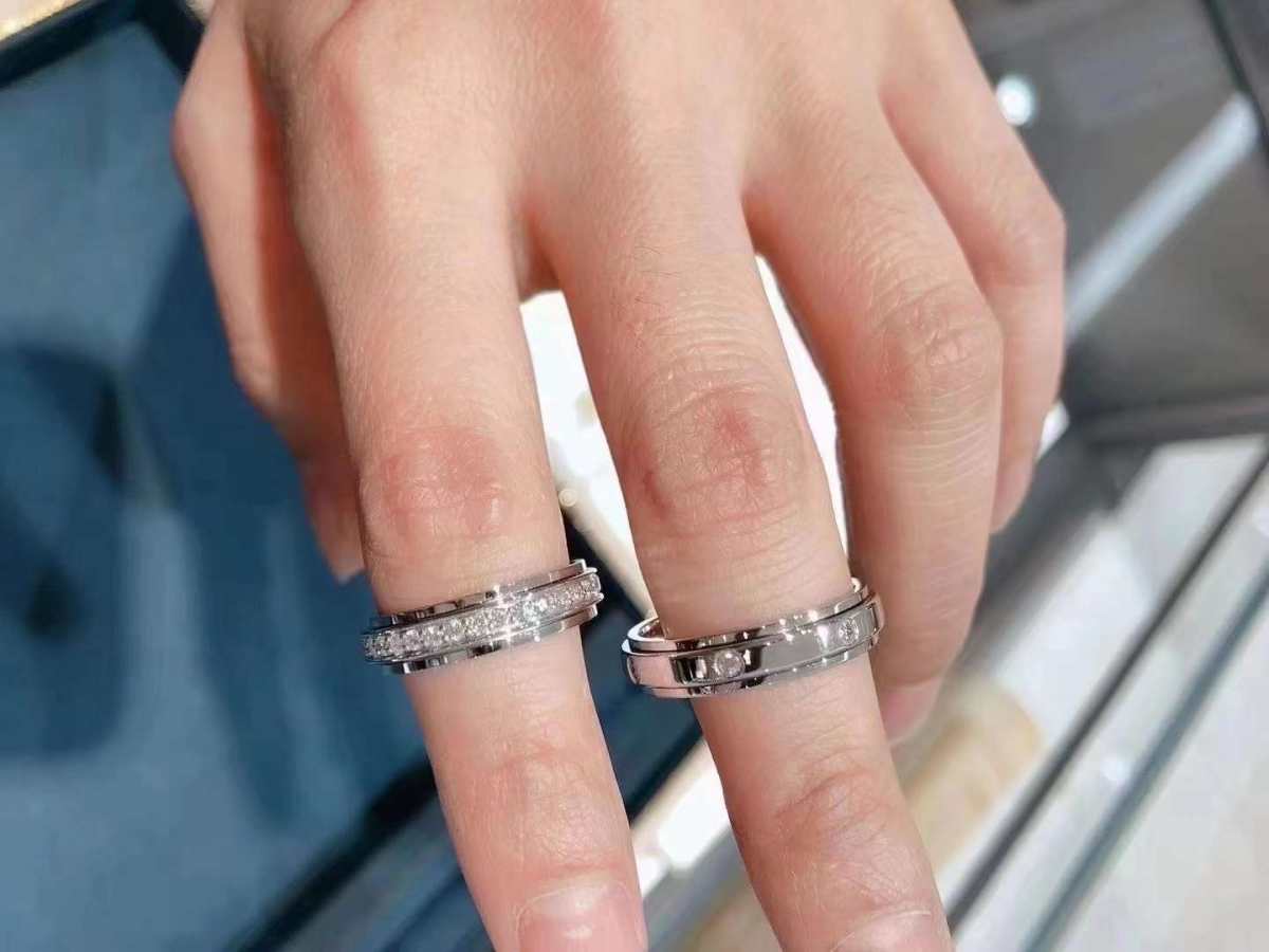 伯爵65折团购  时来运转 对戒💍  婚礼季来啦！婚戒对戒