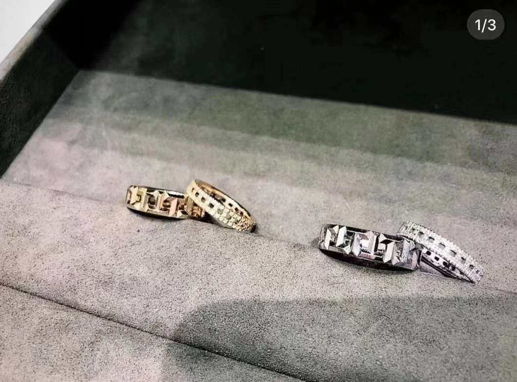 Tiffany   情侣对戒 结婚戒指💍  超好折扣接单�