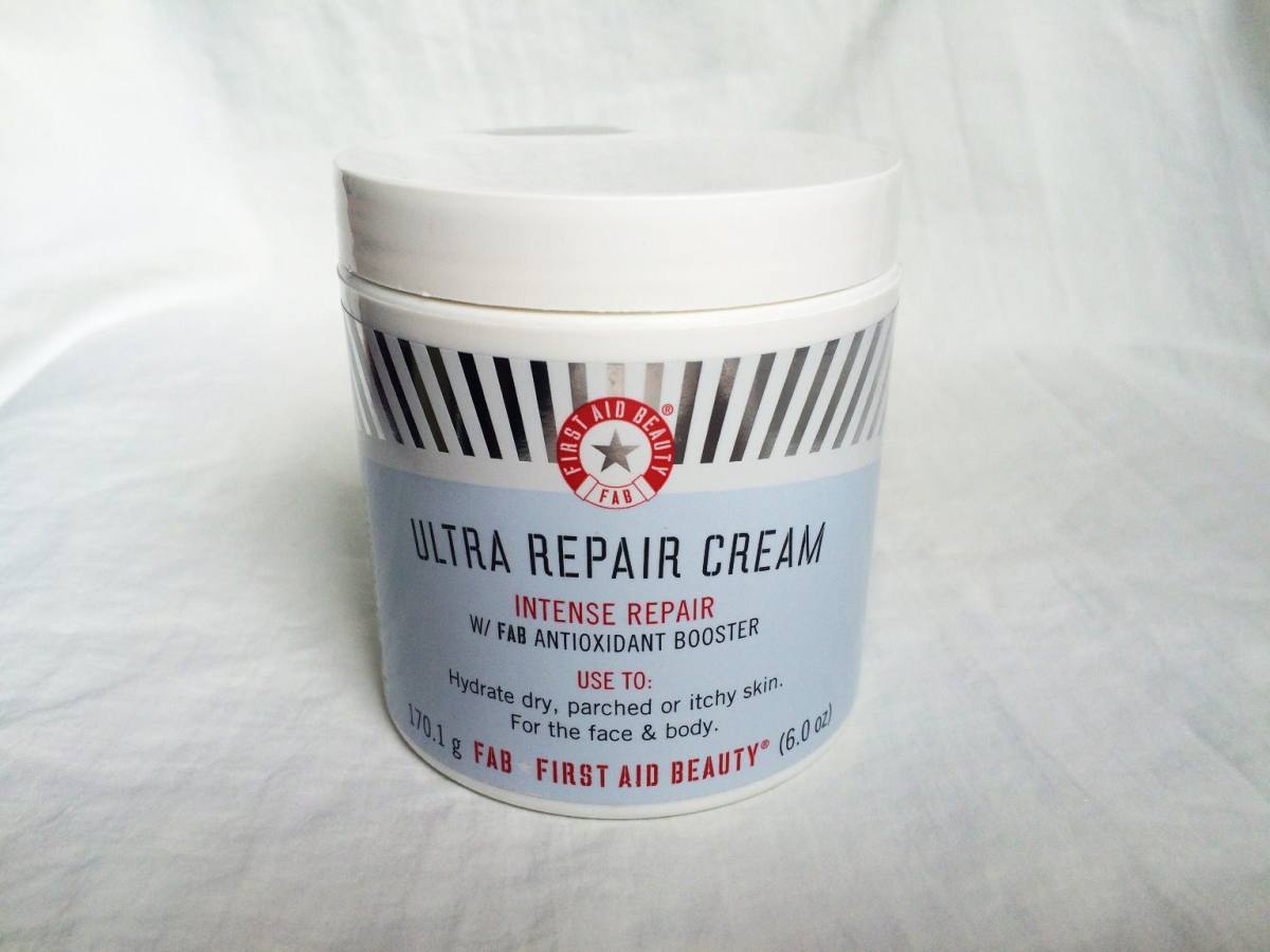 First Aid Beauty又名FAB，是一个2009年