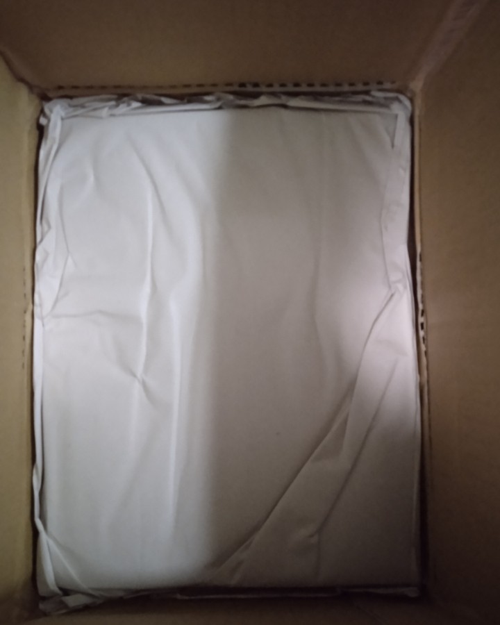 这次一共买了五本杂志，总重3270g，依旧是用的起航转运，走