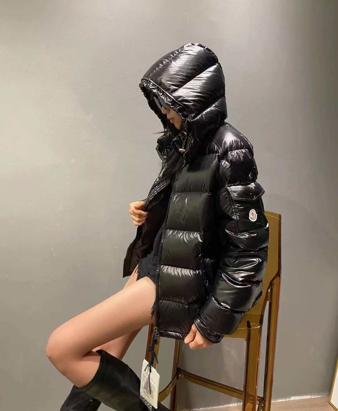 Moncler 羽绒服 经典maya   女款黑色  国现 