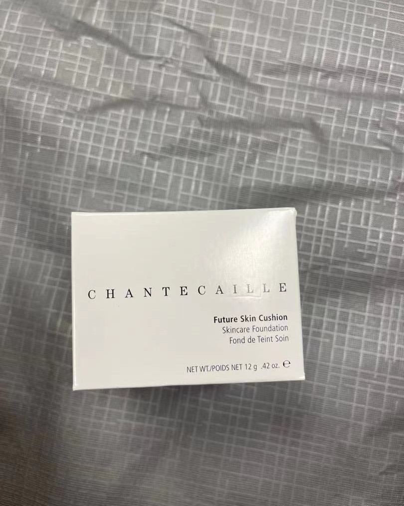 香缇卡抗污染修护气垫粉底护肤保湿又自然，自然持久还可提亮肤色