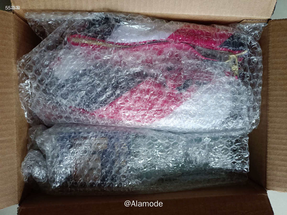集美速递–雅诗兰黛秋季礼包开箱  🌈这箱合了2个包裹，一单