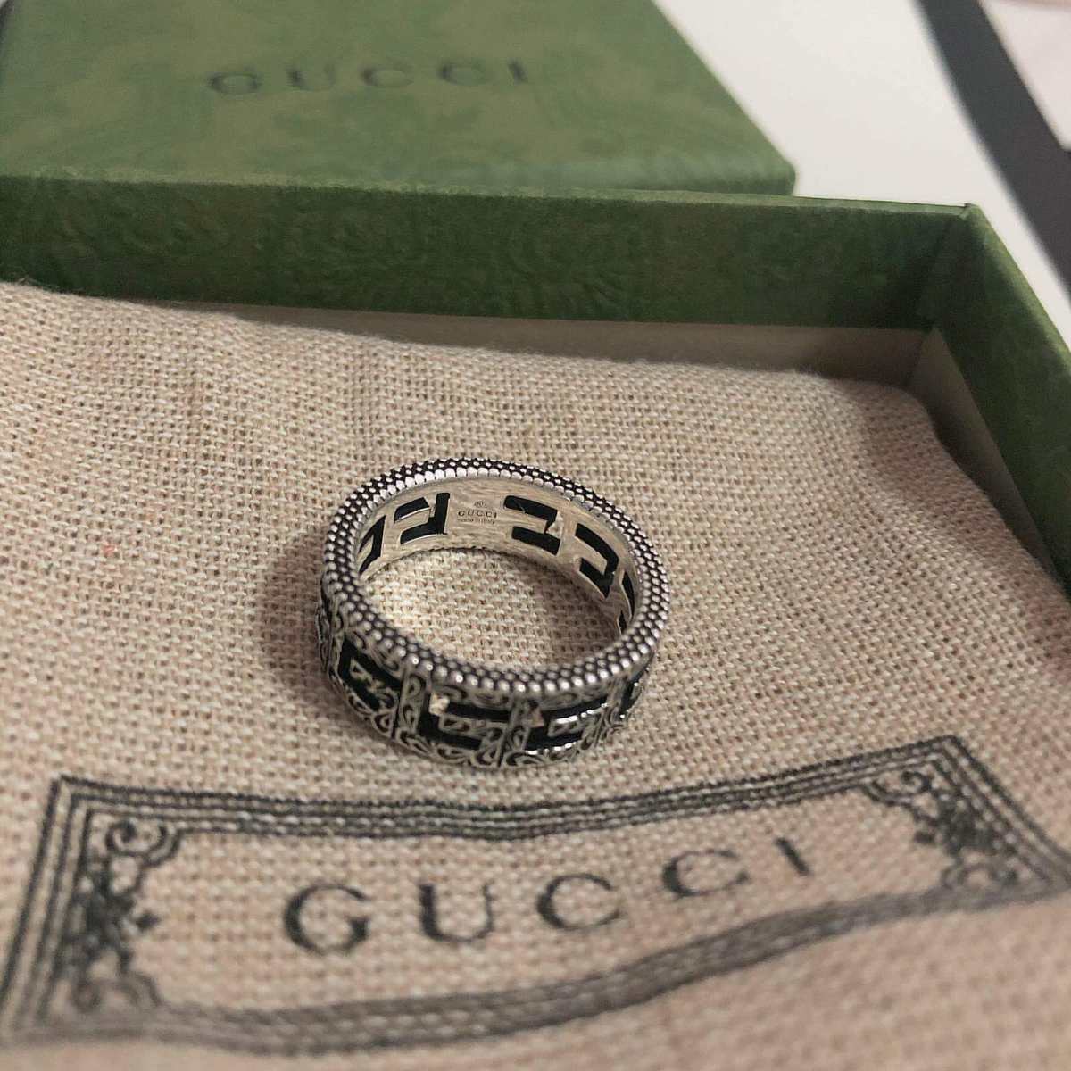 #献给Gucci 戒# \这款戒指，刚开始的时候其实我没看上