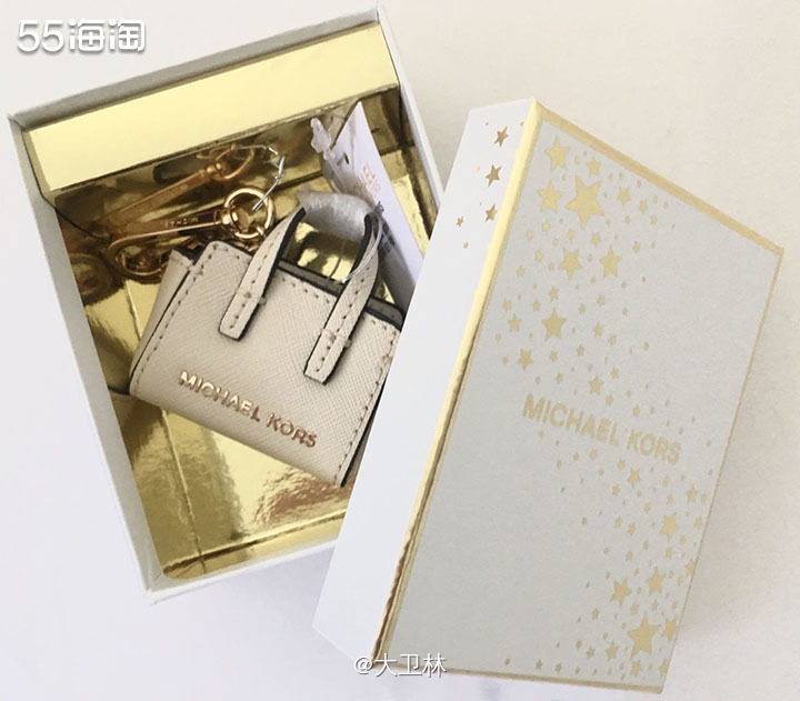 MICHAEL KORS它家的包包这几年很多，大家也买的很多