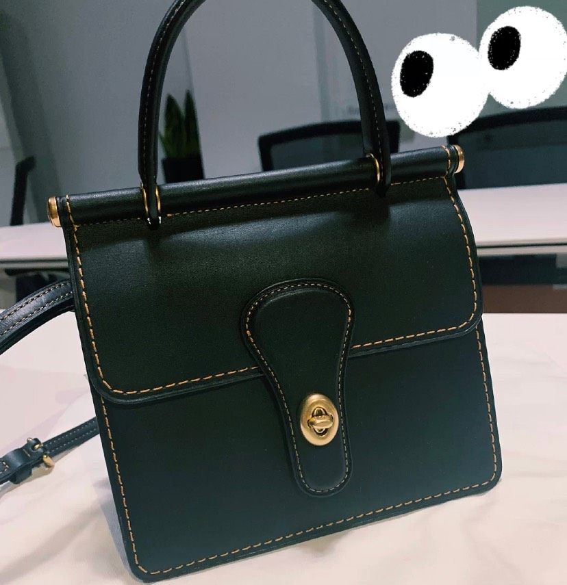 👉🏻 蔻驰Willis 18系列黑色手提包，搭配vint