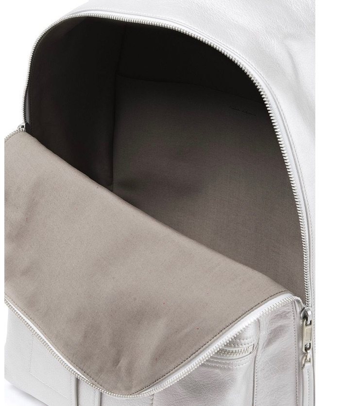 👉🏻 Rick Owens 暗黑风鼻祖设计品牌，作品经常
