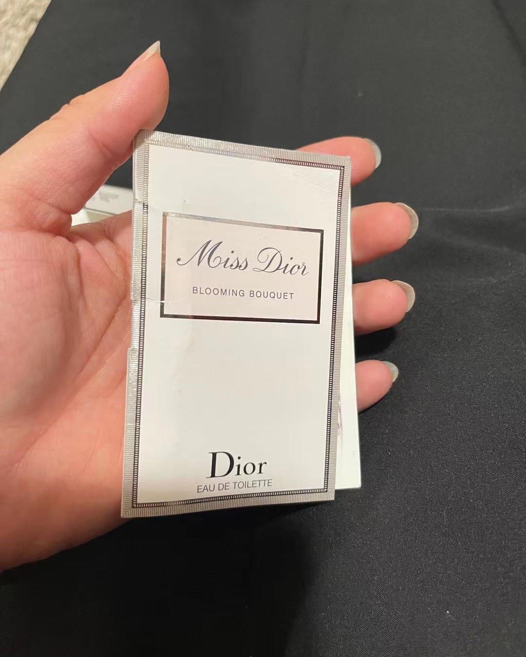 👑迪奥丝甜心女士香水，是一款清新优雅的香氛，诠释了女士的媚