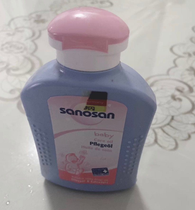 🔍 哈罗闪宝宝抚触精油，植物油提取成分温和。  👶哈罗闪