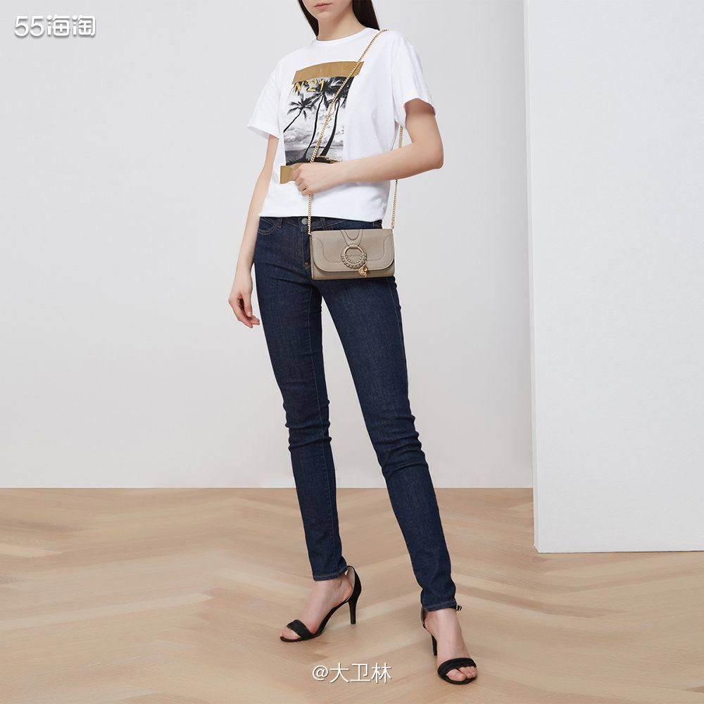 See By Chloe的Hana羊皮圆环链条包，颜色多样，