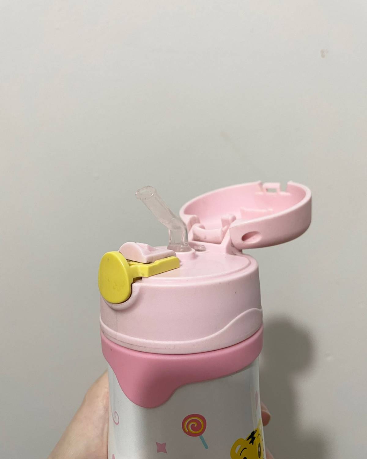 🎉膳师保温杯应该算是比较大众的保温杯了，虽然价格不是很大众