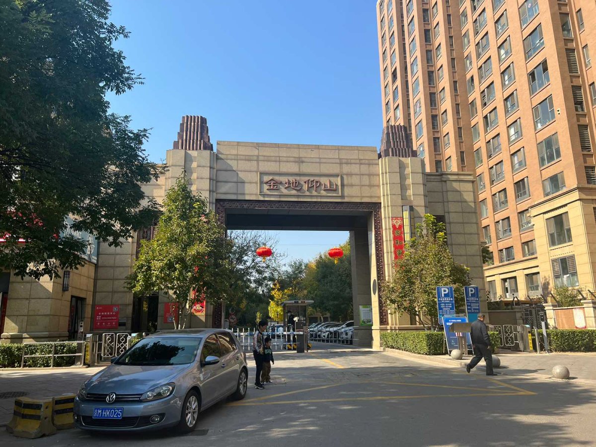 周四的时候果然是印象中的苹果时刻，说好21-28到货，就21