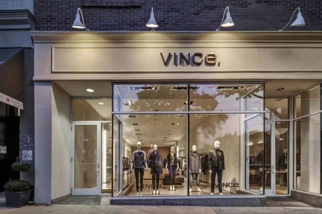 vince的衣服主走简洁和平淡，多少有点适合性格内敛的人，让