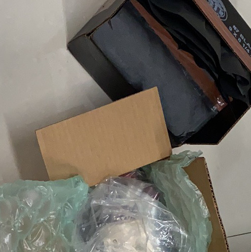 喜欢木质调中性香水不能错过这篇！中环转运新到了两瓶香水😈�