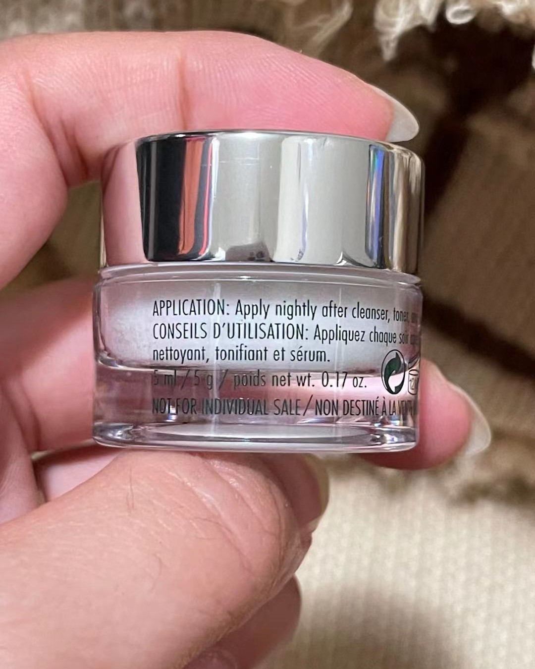 这款利维肤更新晚霜分两种：清爽和滋润型  混合肌肤，爱长豆豆