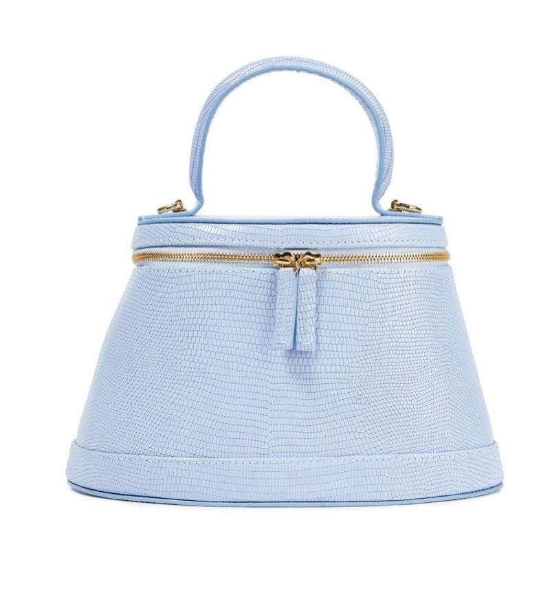 👉🏻 By far异形手提包，梦幻蓝色值得拥有。  💠