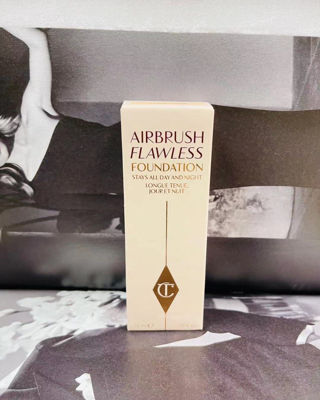 Charlottetilbury 粉底液源自空气喷的底妆概念