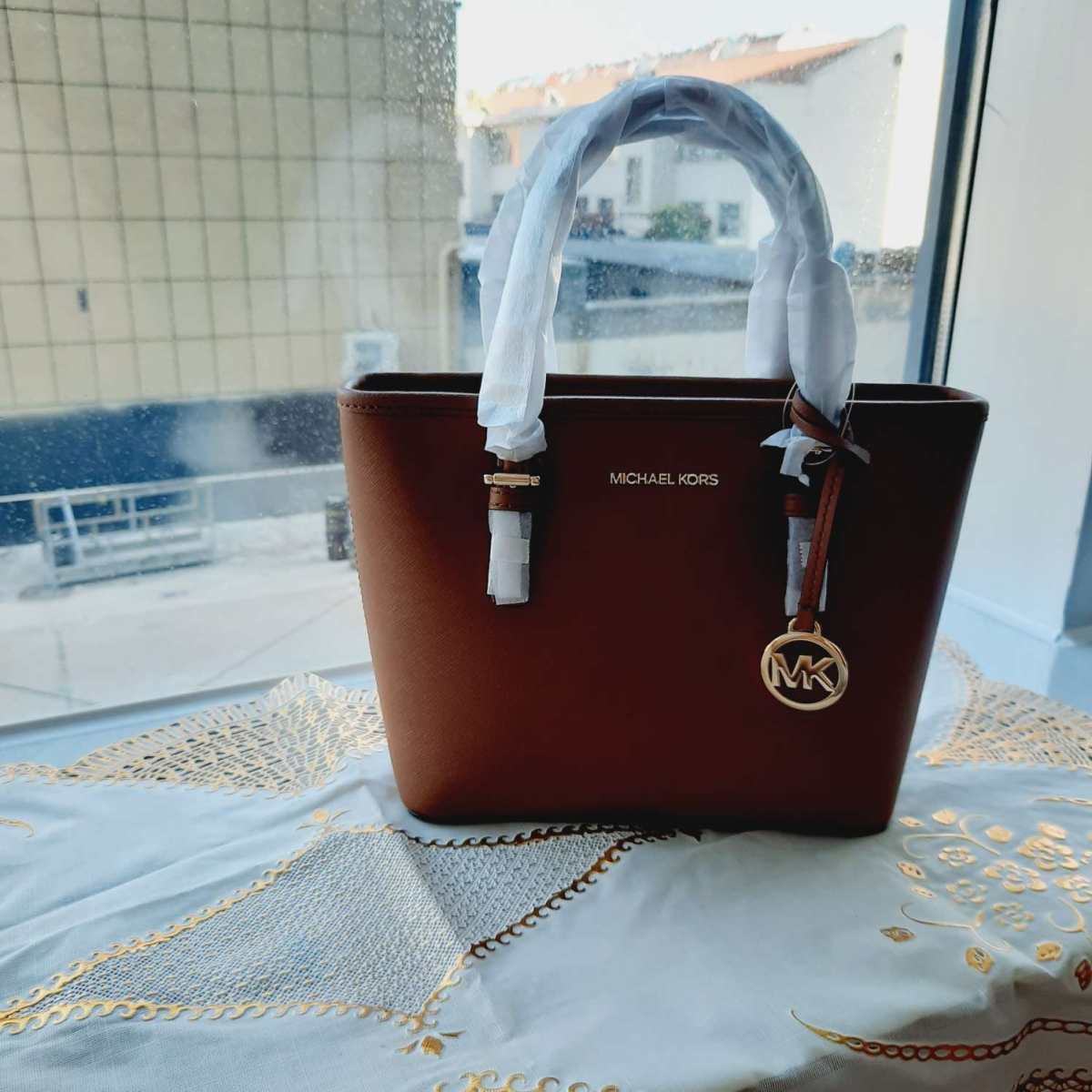 ❤️mk日常出门和通勤最适合的就是他们家的托特包，但是正常号