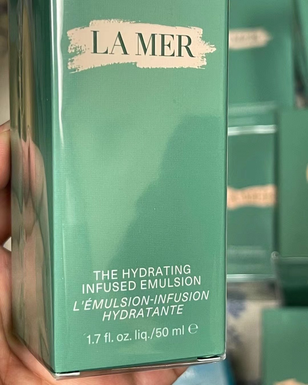海蓝之谜全家福来了，哈哈，心在滴血的同时更多的是期待，期待肌