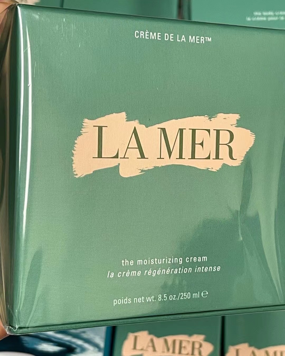 海蓝之谜全家福来了，哈哈，心在滴血的同时更多的是期待，期待肌