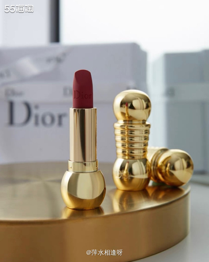 ✴️Dior每年圣诞节前限量发售的这款金管小灯泡口红，官方名