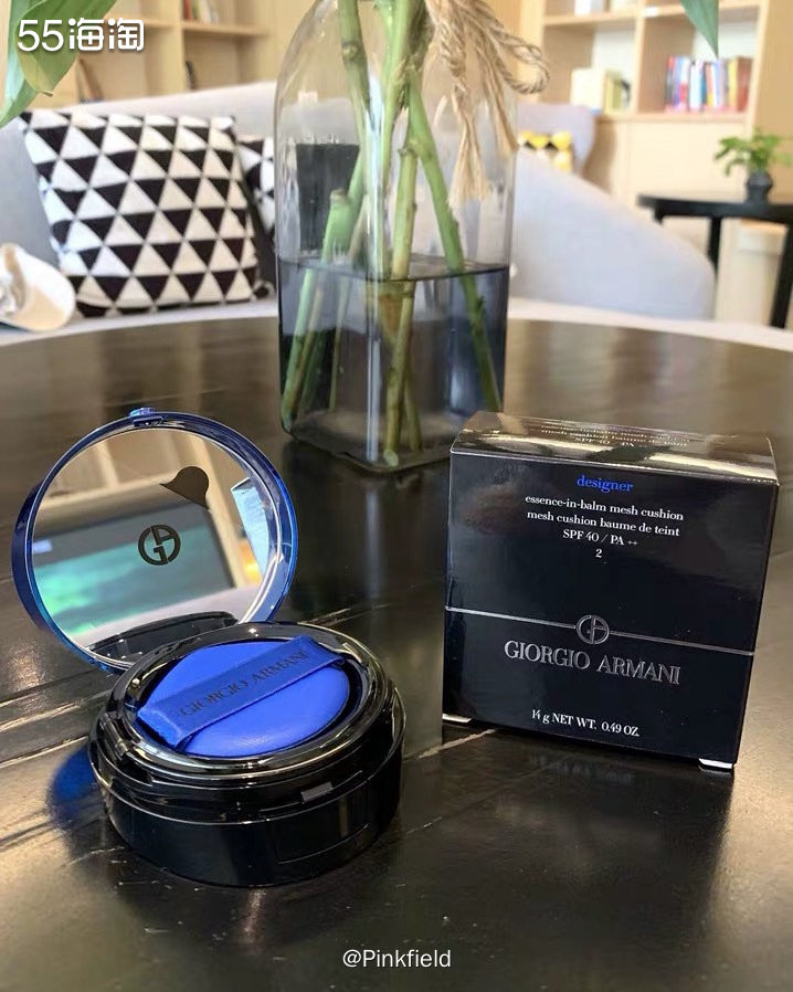 🔵阿玛尼除了粉底液广受好评，气垫也是火的不行，世面上最常见