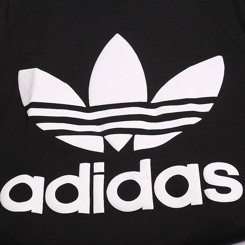 🎈阿迪达斯的设计简约大方，日常穿搭也很不错，海淘性价比更高