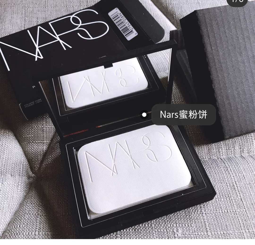 作为油痘皮，我对covermark相见恨晚！ 这个粉霜比较厚