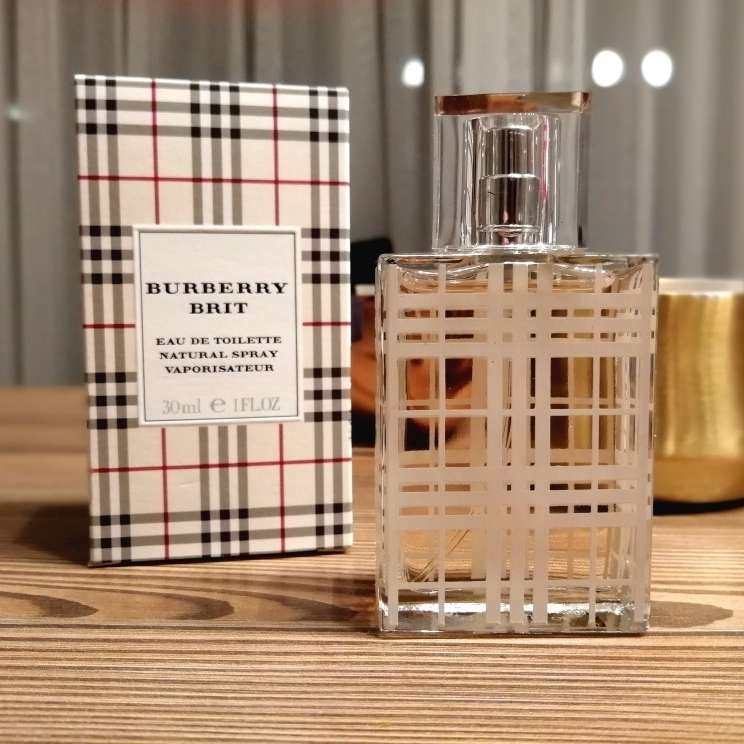 Burberry Brit香水，一款超有格调的中性风女士香水
