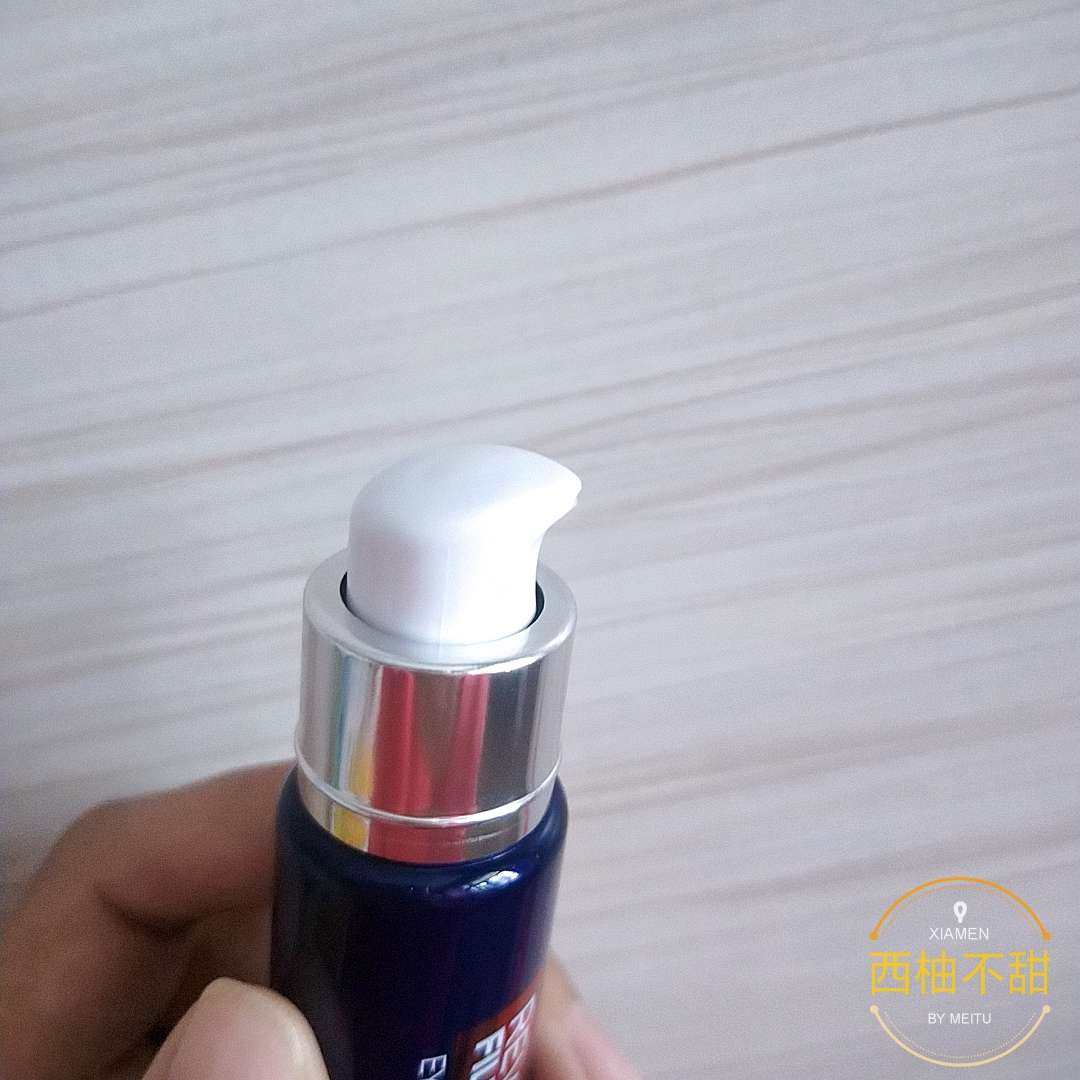 💓欧莱雅紫熨斗眼霜我觉得是真的真的好用。。。首先我得眼部问