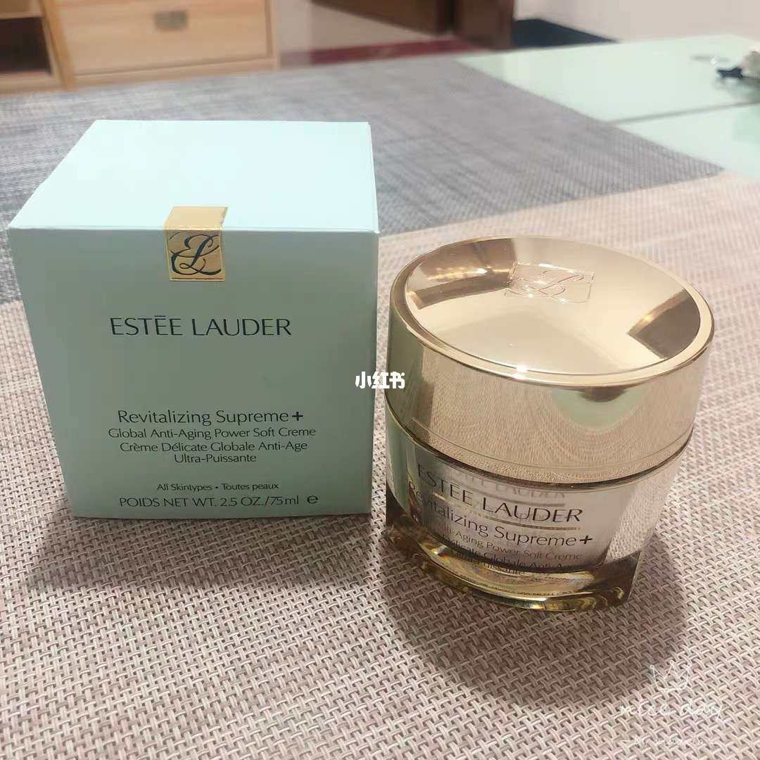 本人用的是悦薇水乳，和雅诗兰黛小棕瓶精华和眼霜，还有雅诗兰黛