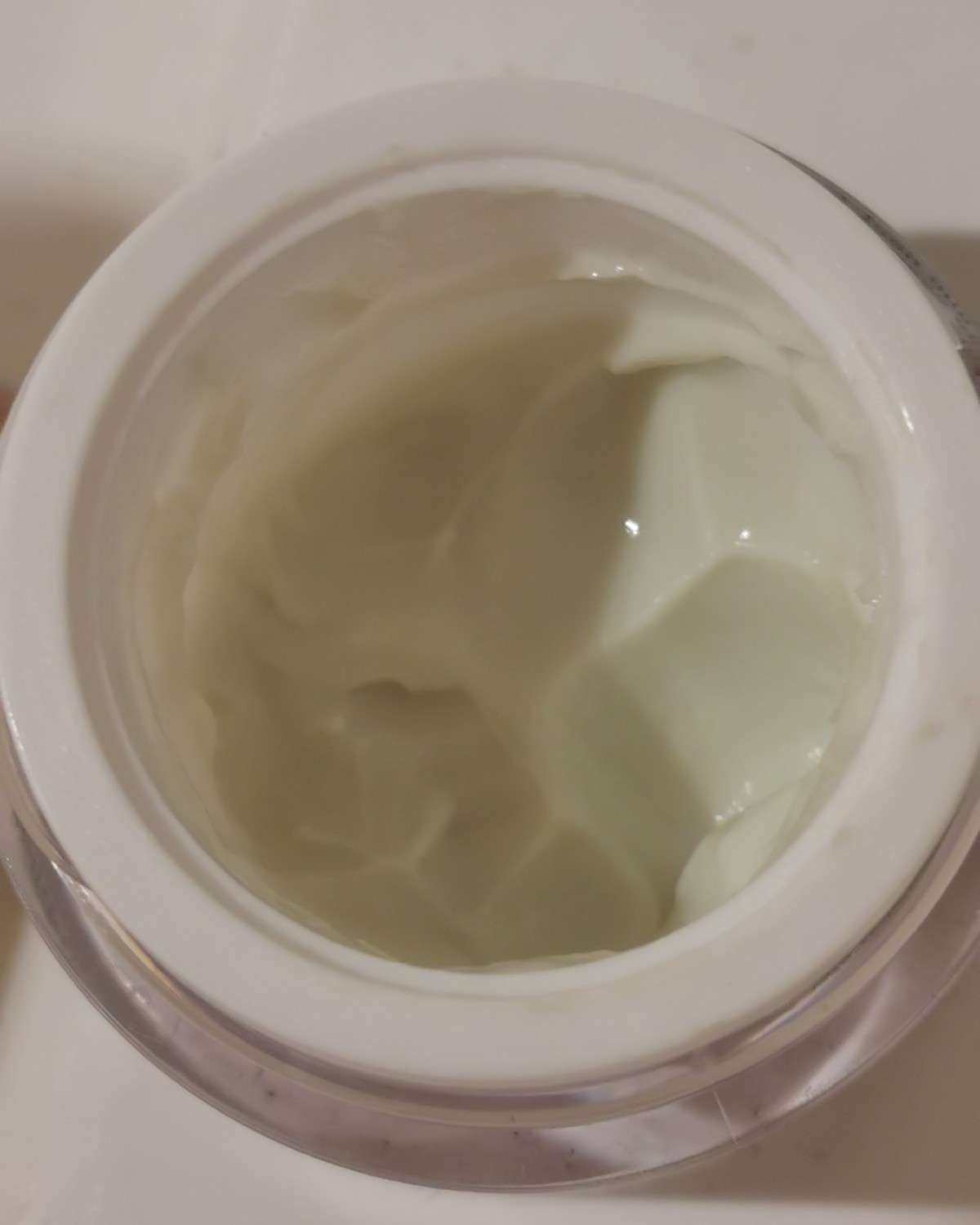 ✅海蓝之谜提拉紧致睡眠面膜，一款功能型睡眠面膜，一瓶搞定皮肤