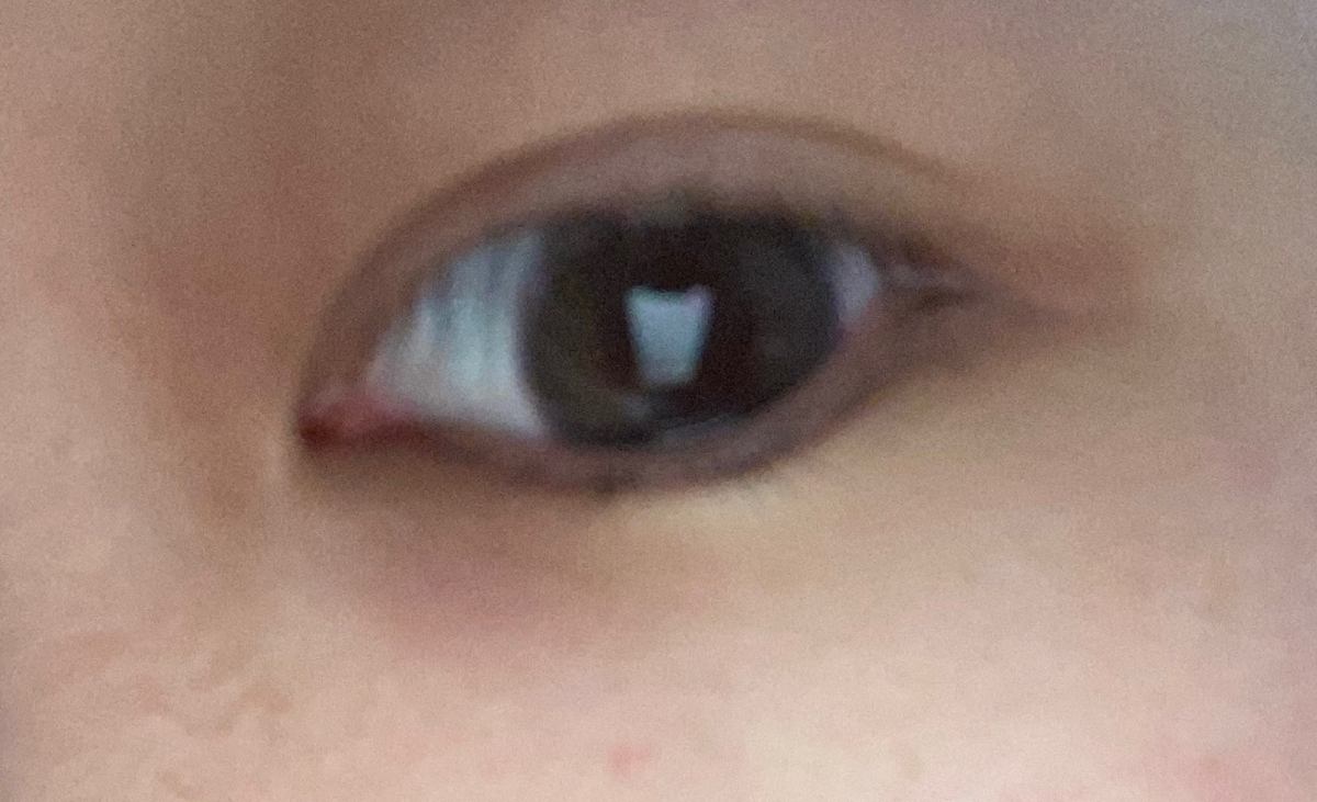 这次美瞳的外包装非常的小清新非常的可爱。一拿到手整个就爱住了