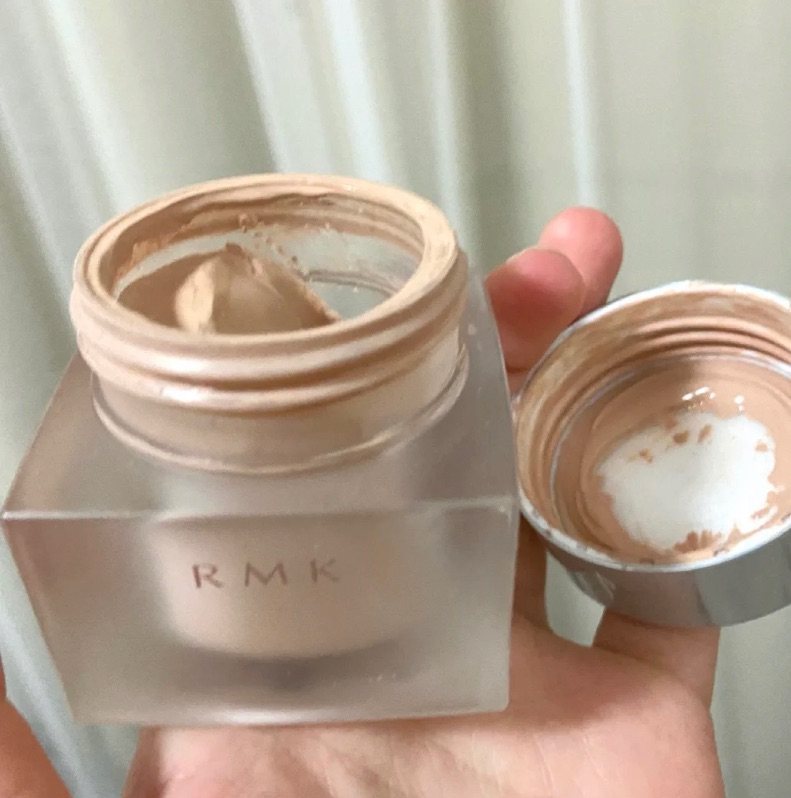 🌟 RMKfen底霜201色号我干皮混干皮去使用。  ▪️