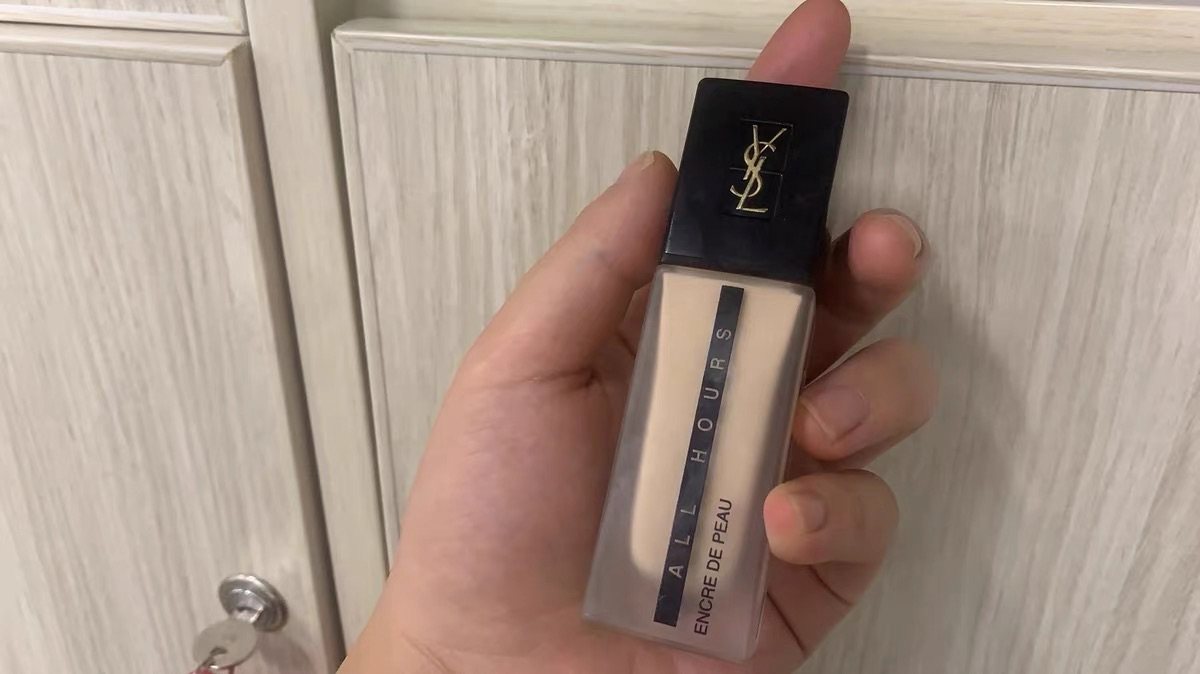 这次五黑买了syl家的恒久粉底液！五黑节太划算了！到手231