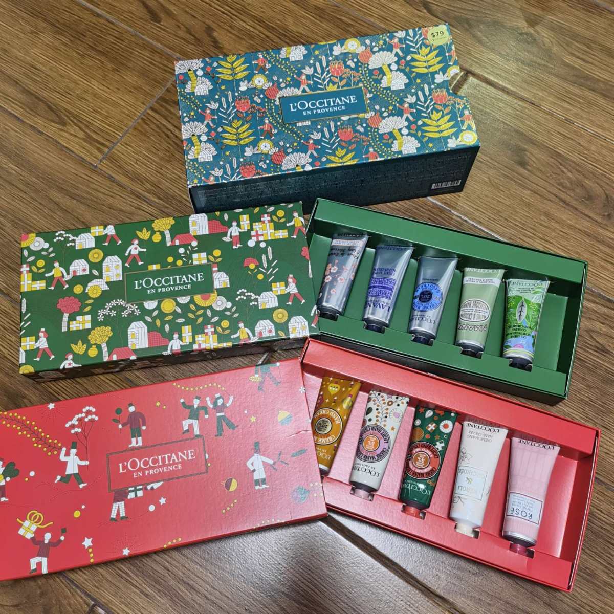 购买地 sephora  价格79刀  8折的折扣 套装内容