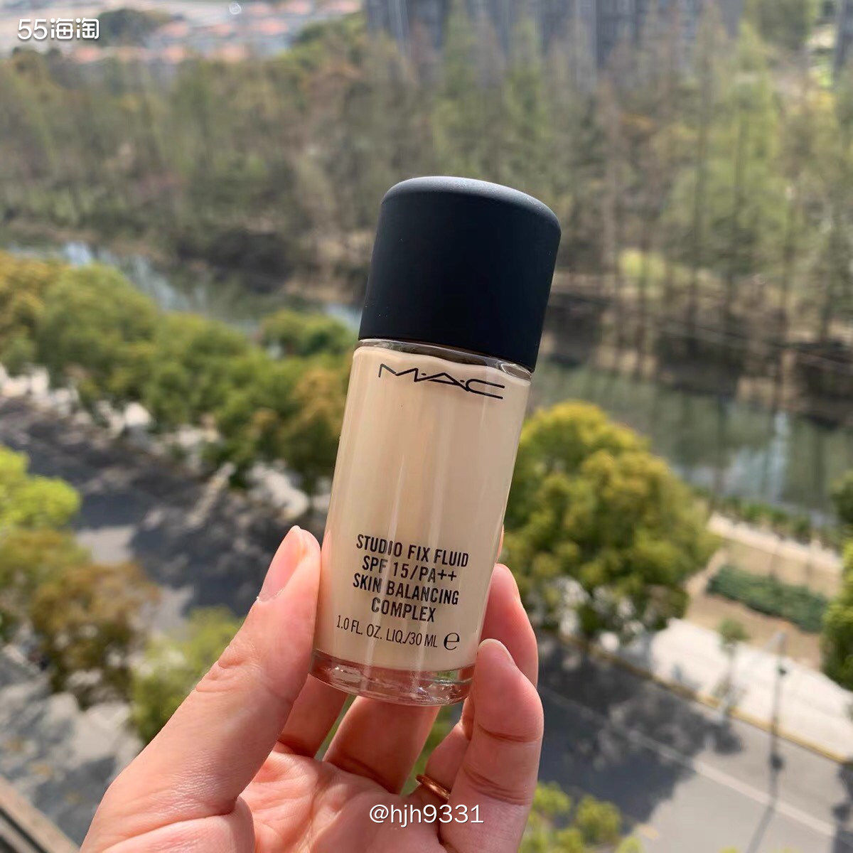 ✨ 作为彩妆界大师的MAC，粉底液也是口碑很好滴！特别是st