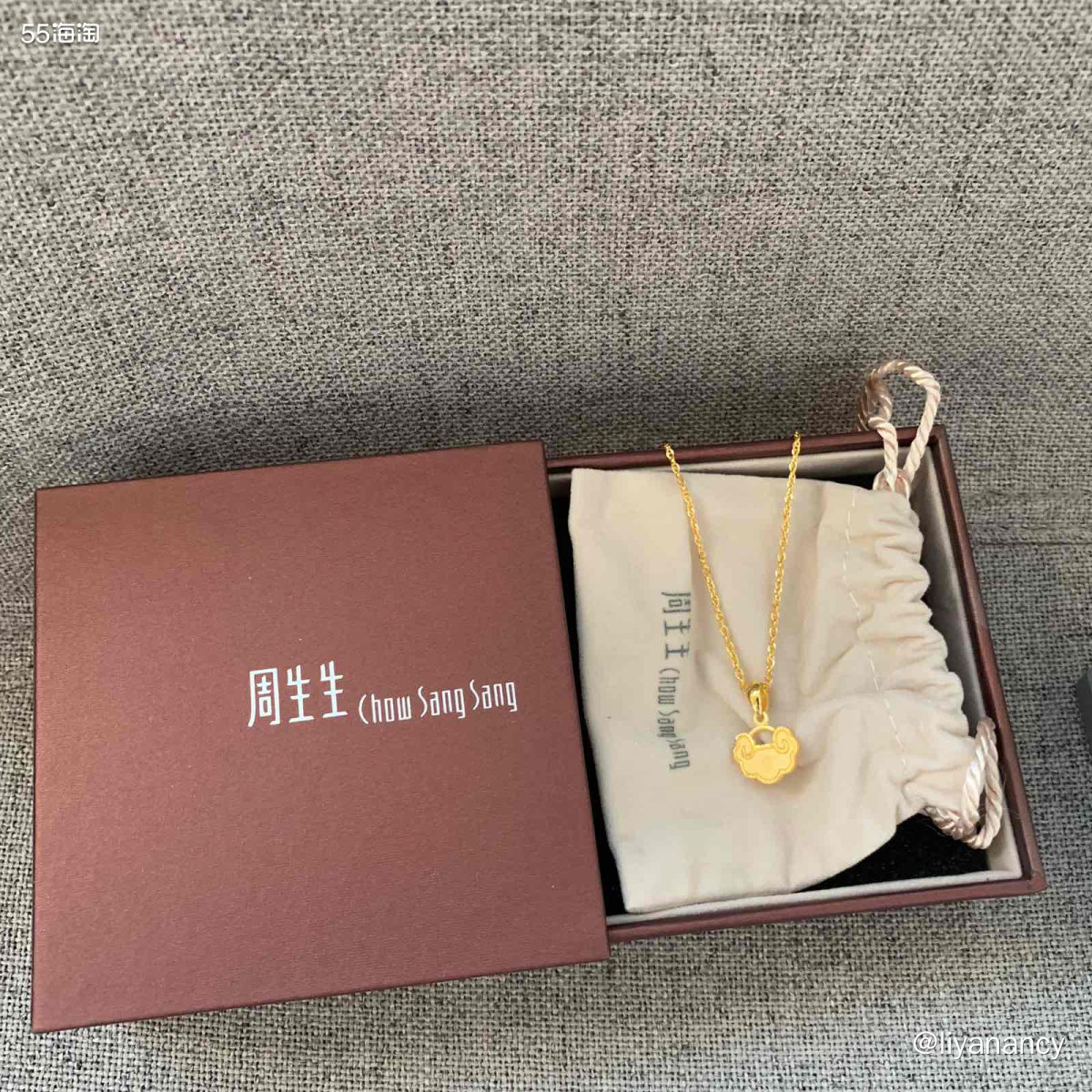 ✨晒一下我的新吊坠，周大福家的金如意吊坠，这个是2克多的小吊