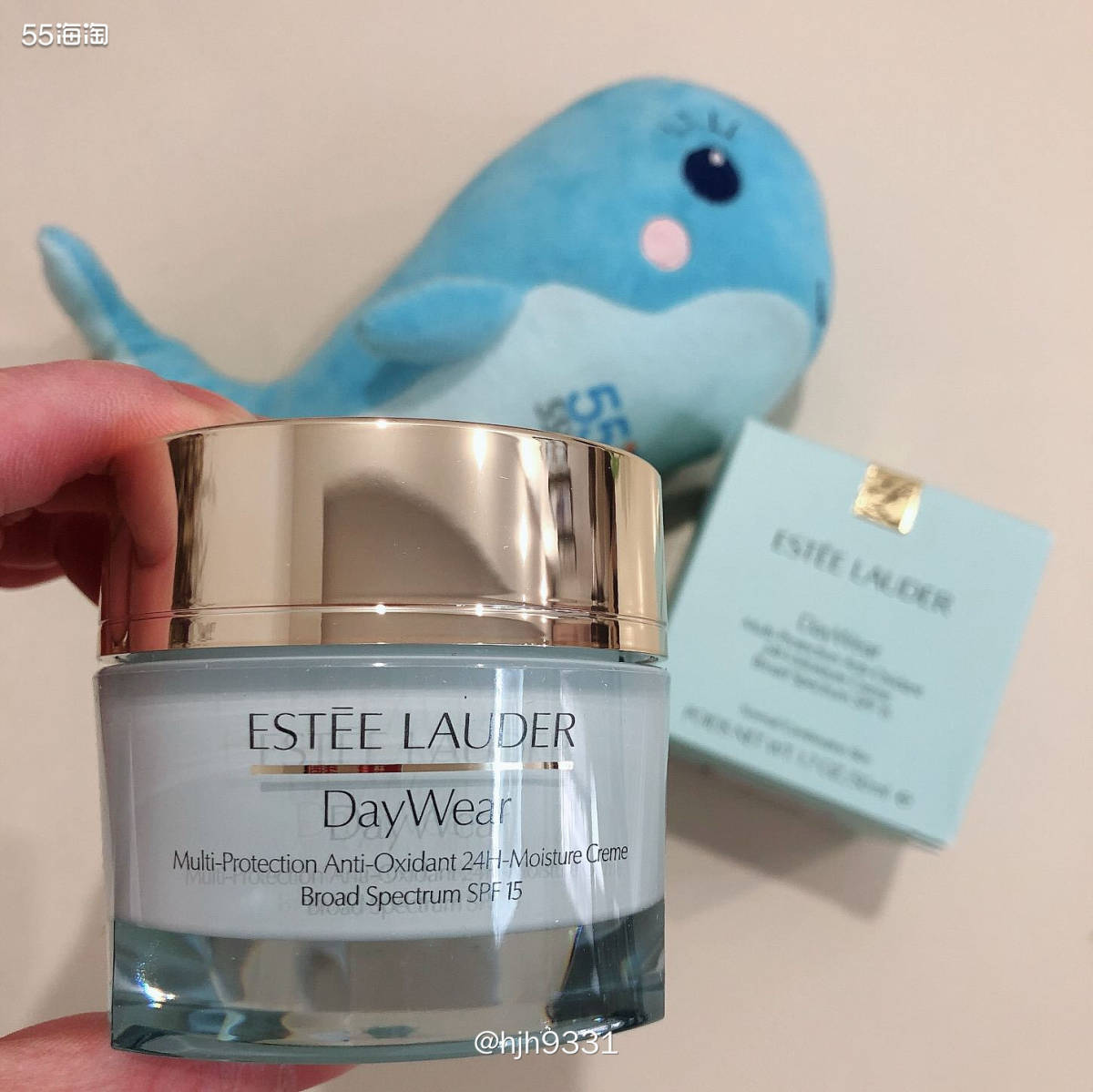 ✨雅诗兰黛Day wear抗氧化日霜，由于它有一股淡淡的黄瓜