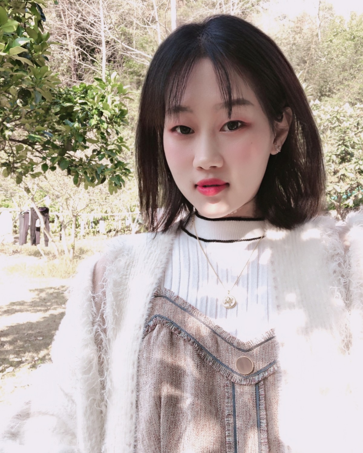 哈哈哈，以前一直很反感什么明星同款 但是直到穿上这件衣服才发