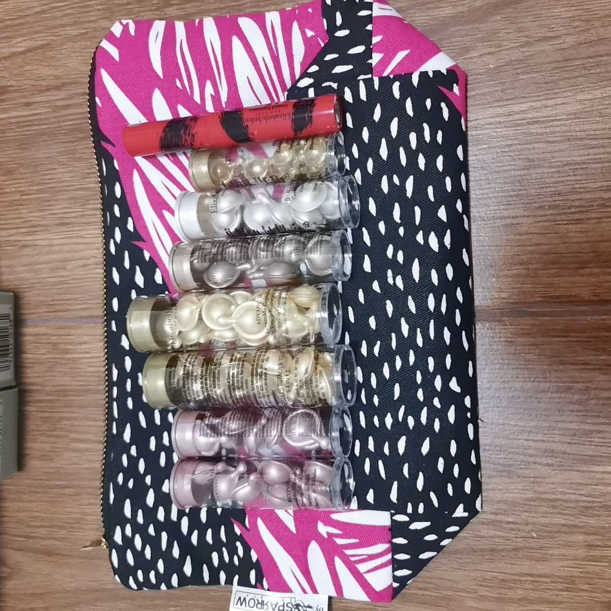 🥳🥳今天开箱 一共4箱 🌟分别是 雅顿官网/倩碧官网/