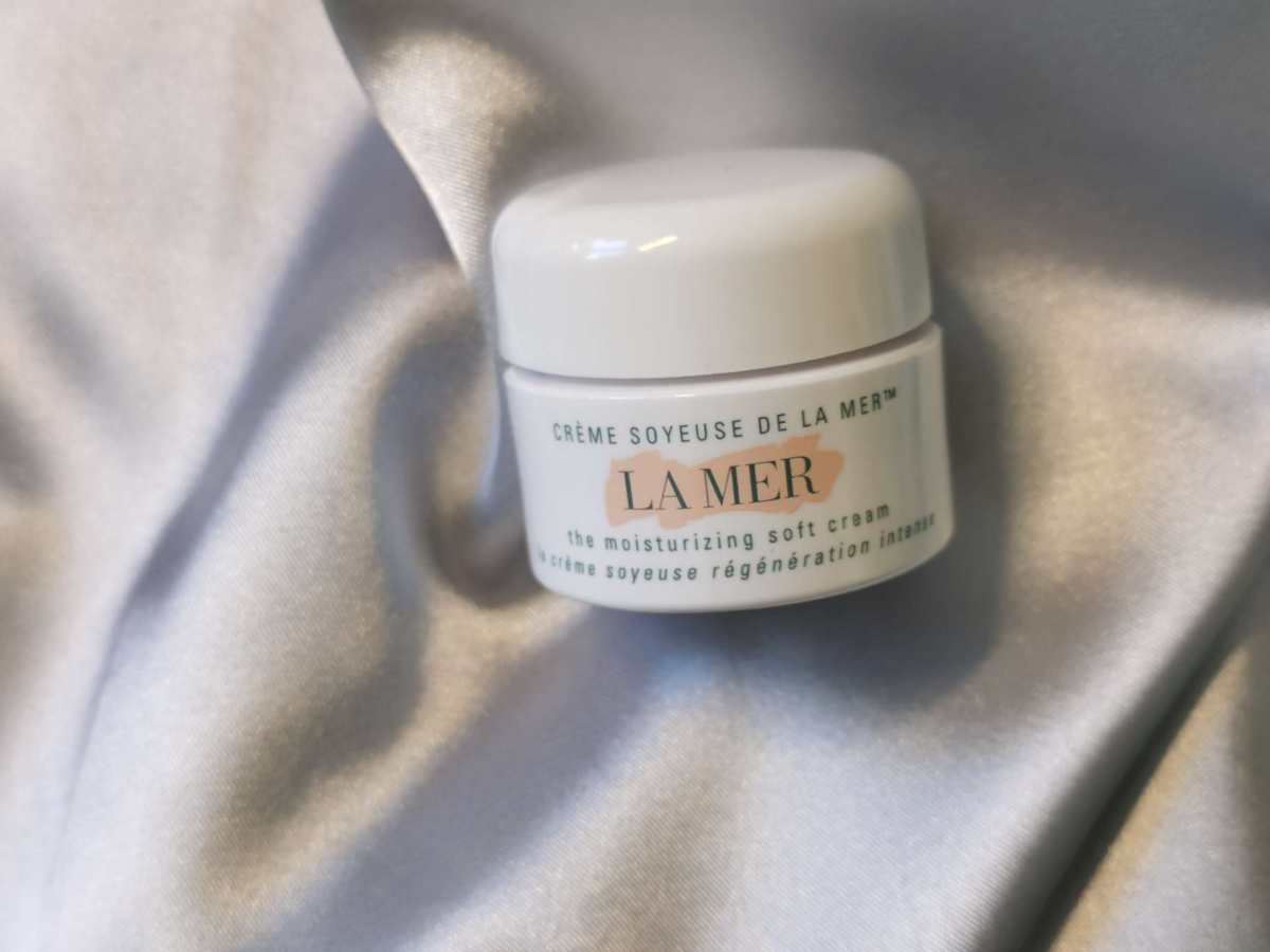 ✅海蓝之谜精华面霜，一款不需要乳化的面霜，我每天早上最喜欢用