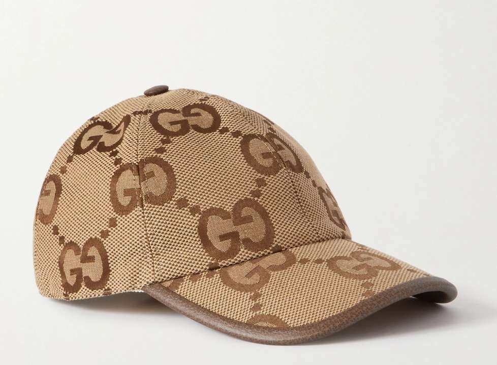 Gucci 这款帽子制作于意大利，采用棉质混纺帆布打造，帽身