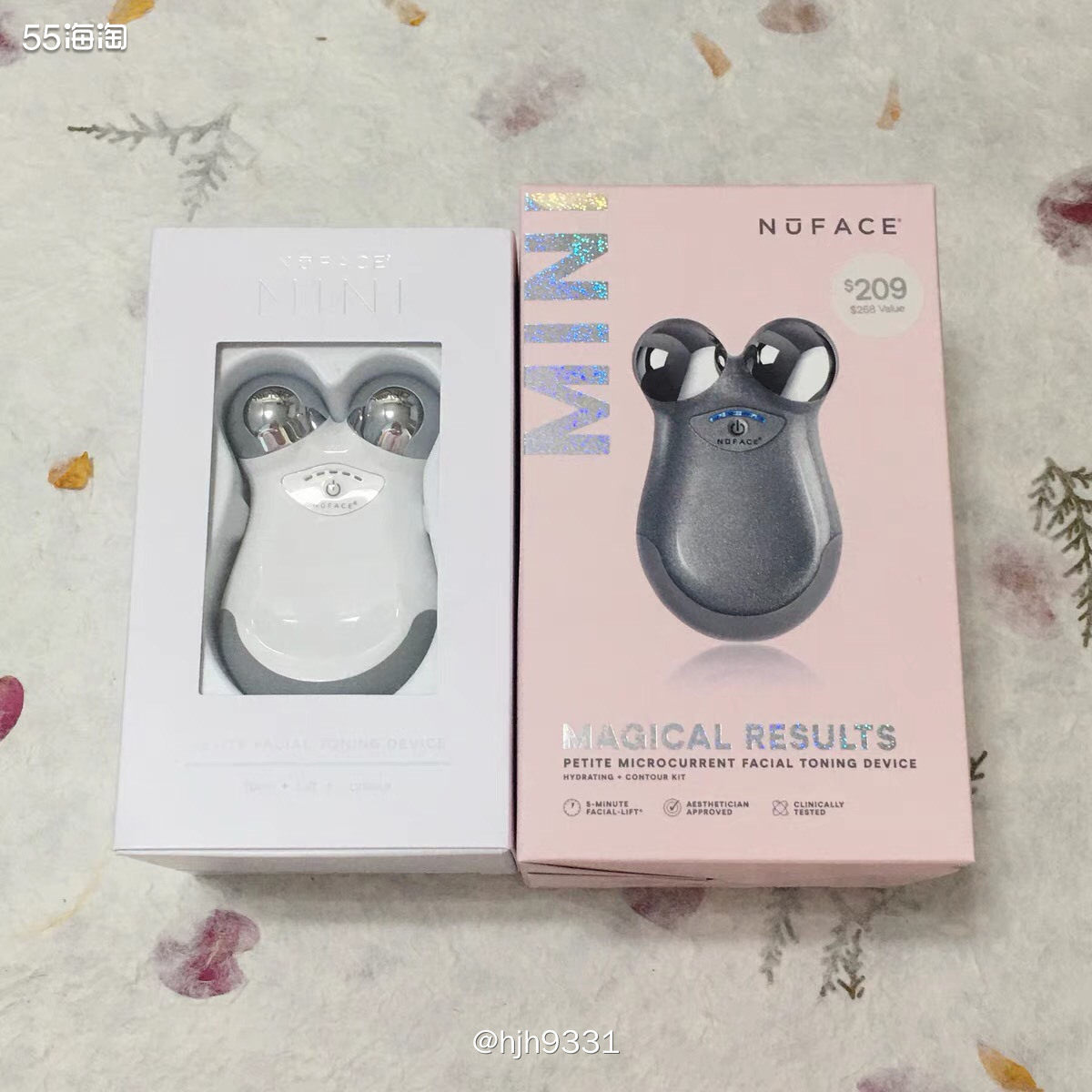 ✨The NuFACE Mini美容仪套装，包含银色MINI