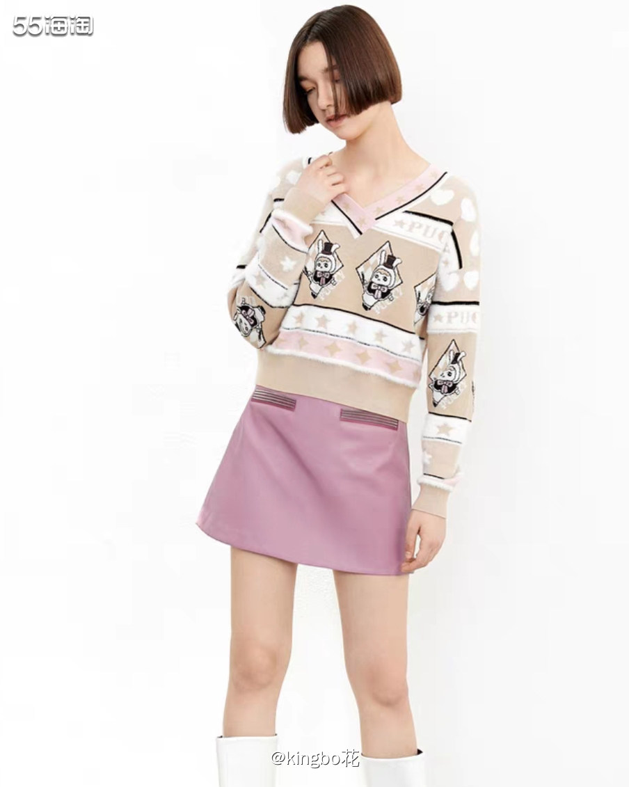 🔴今天走可爱风，一个比较减龄的毛衣搭配拼色长裙  ❤️这个