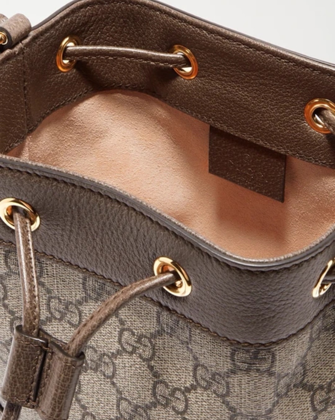 ✅圣诞节要来了，大家的礼物都准备好了吗？来看看GUCCI古驰