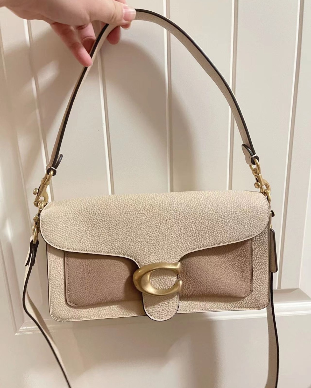 COACH 奶茶色包，一直是我纠结的颜色,最终还是选择了它(