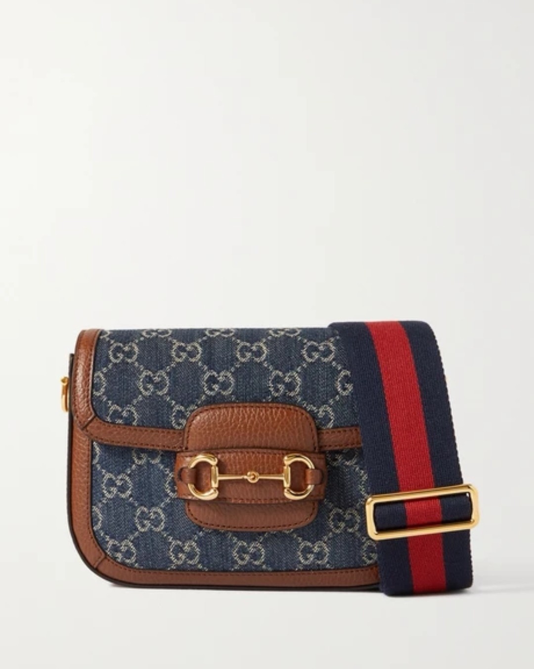 ✅Gucci 马衔扣1955系列手袋造型小巧玲珑，采用白色和