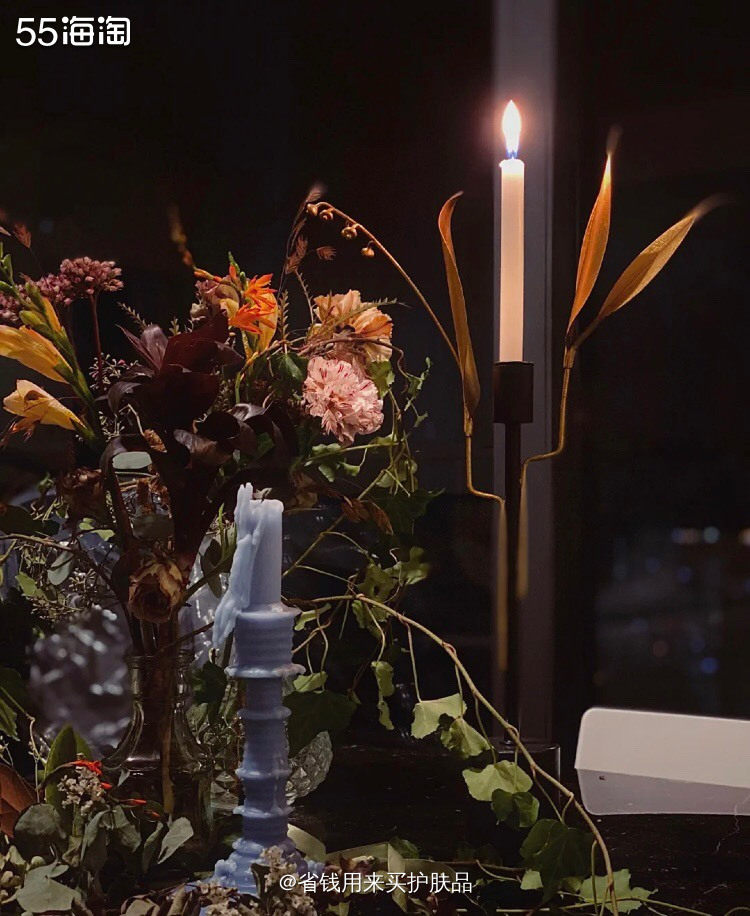 LOEWE香薰蜡烛 在家也可以仪式感满满💕  🌟LOEW