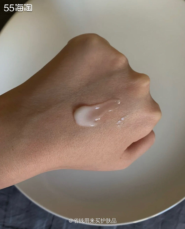 OUAI免洗护发素，懒人必备单品💕  🌸OUAI免洗护发